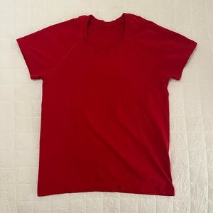Lululemon red shirt